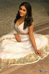 Eesha Rebba New Photos